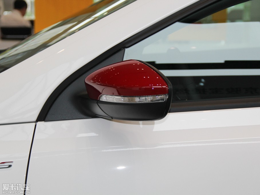 2013п 1.4TSI GTS ٰ