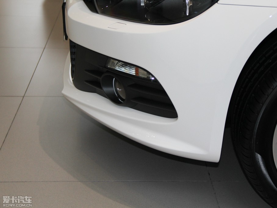 2013п 1.4TSI GTS ٰ