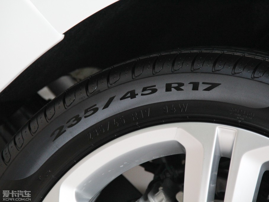 2013п 1.4TSI GTS ٰ