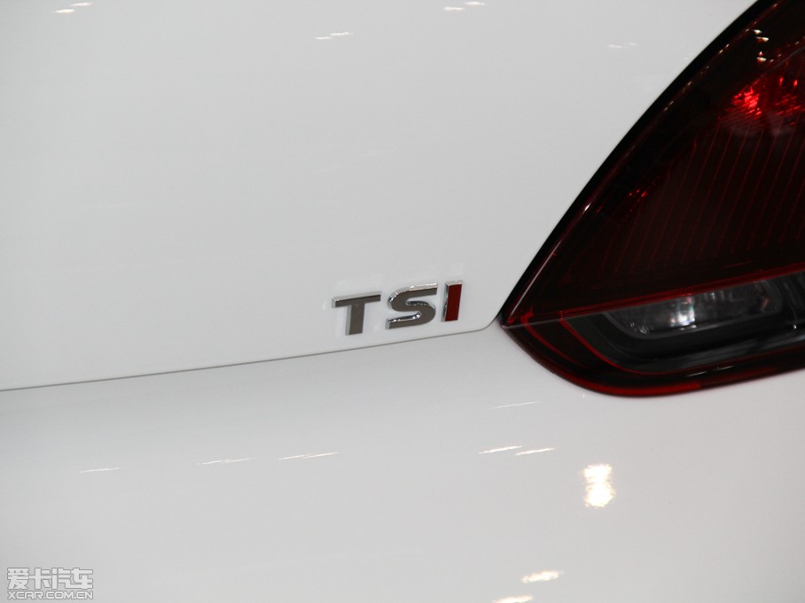 2013п 1.4TSI GTS ٰ
