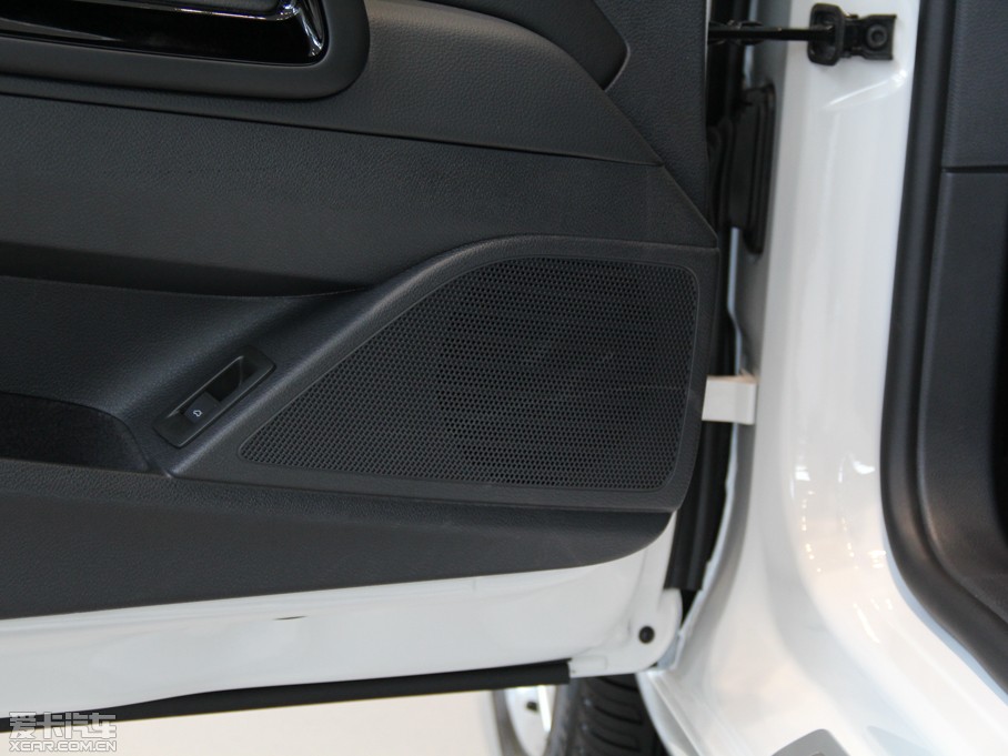 2013п 1.4TSI GTS ٰ