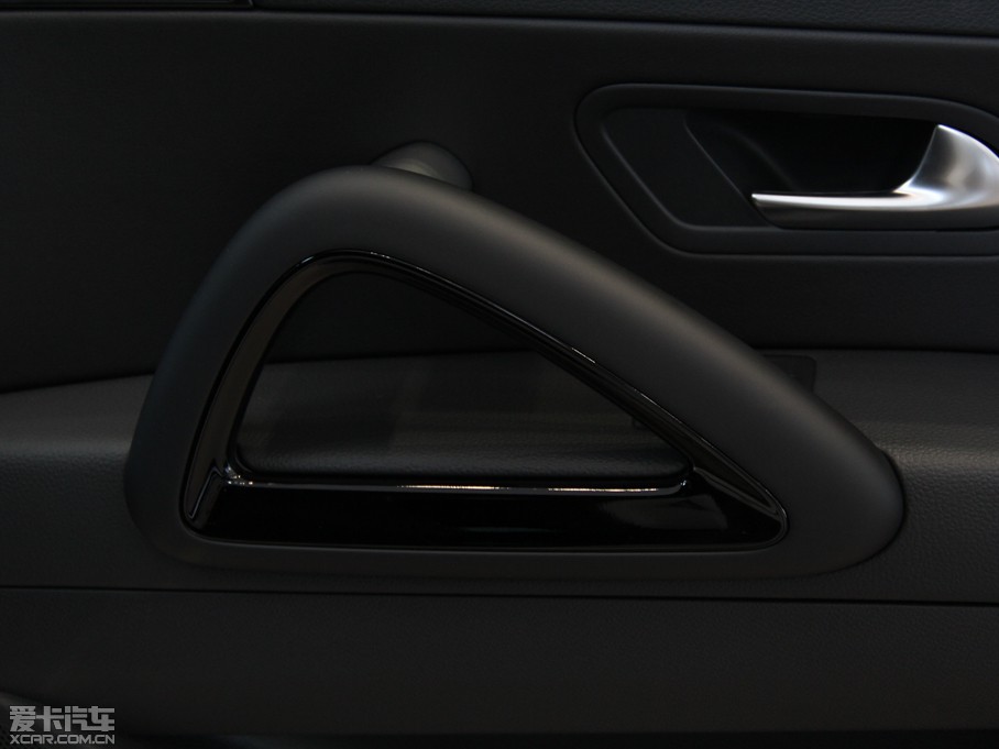 2013п 1.4TSI GTS (jng)ٰ