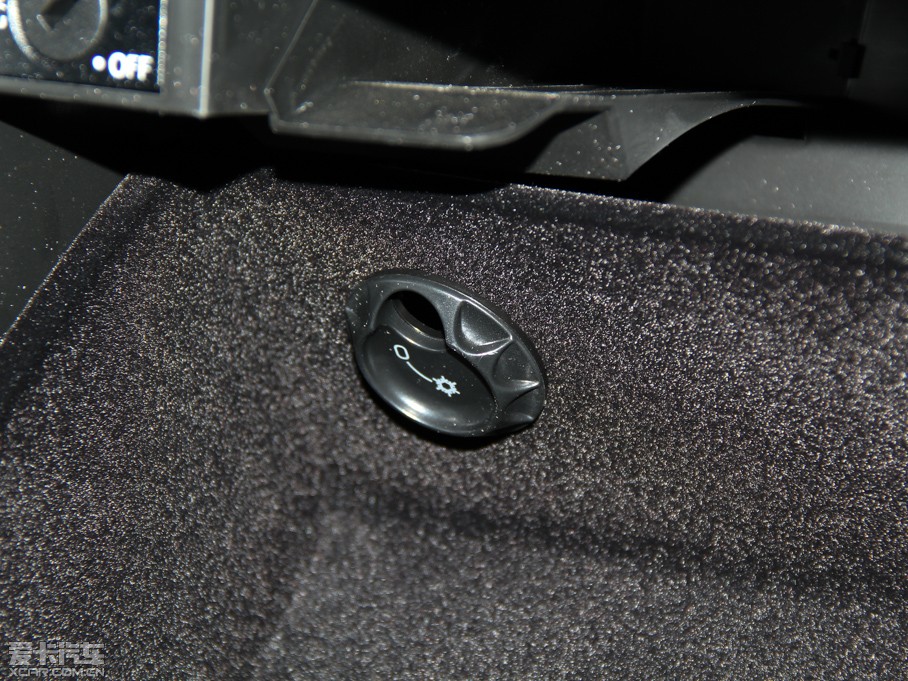 2013п 1.4TSI GTS ٰ