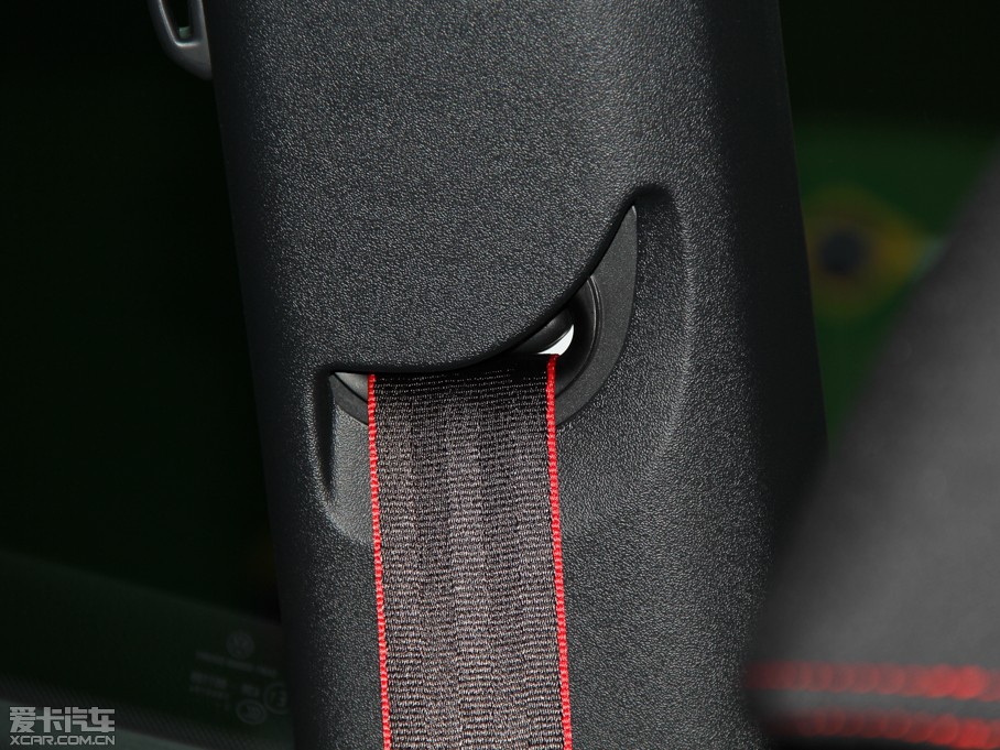 2013п 1.4TSI GTS ٰ