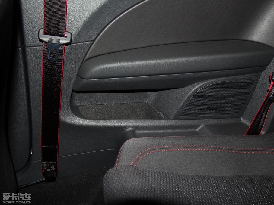 2013п 1.4TSI GTS ٰ