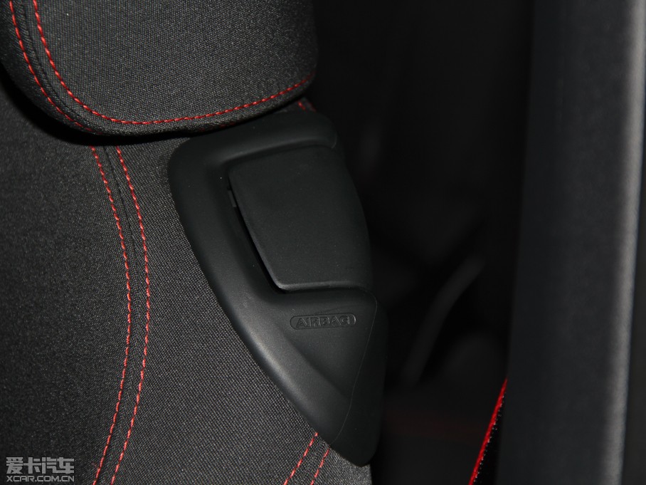 2013п 1.4TSI GTS ٰ