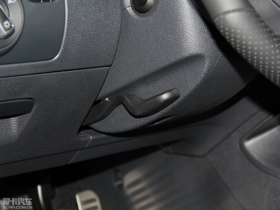 2013п 1.4TSI GTS ٰ