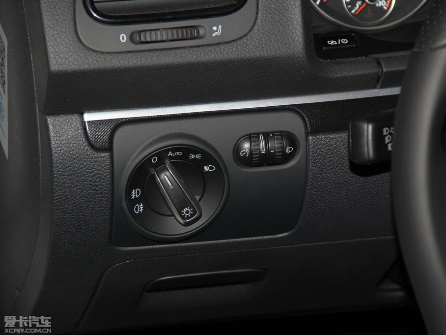 2013п 1.4TSI GTS ٰ