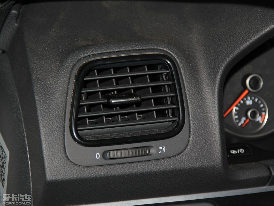 2013п 1.4TSI GTS ٰ