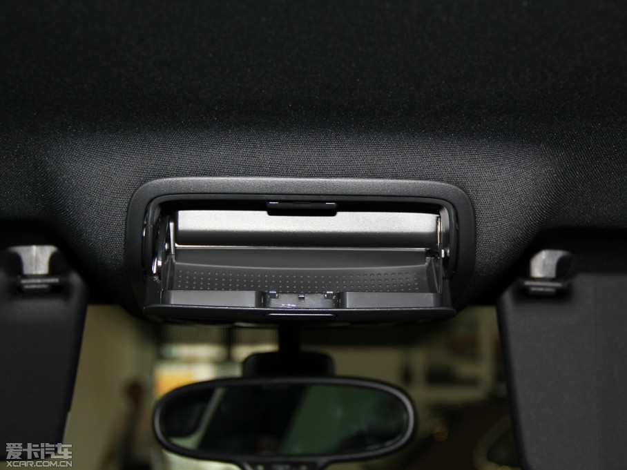 2013п 1.4TSI GTS ٰ