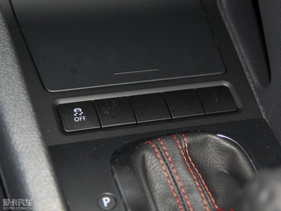 2013п 1.4TSI GTS (jng)ٰ