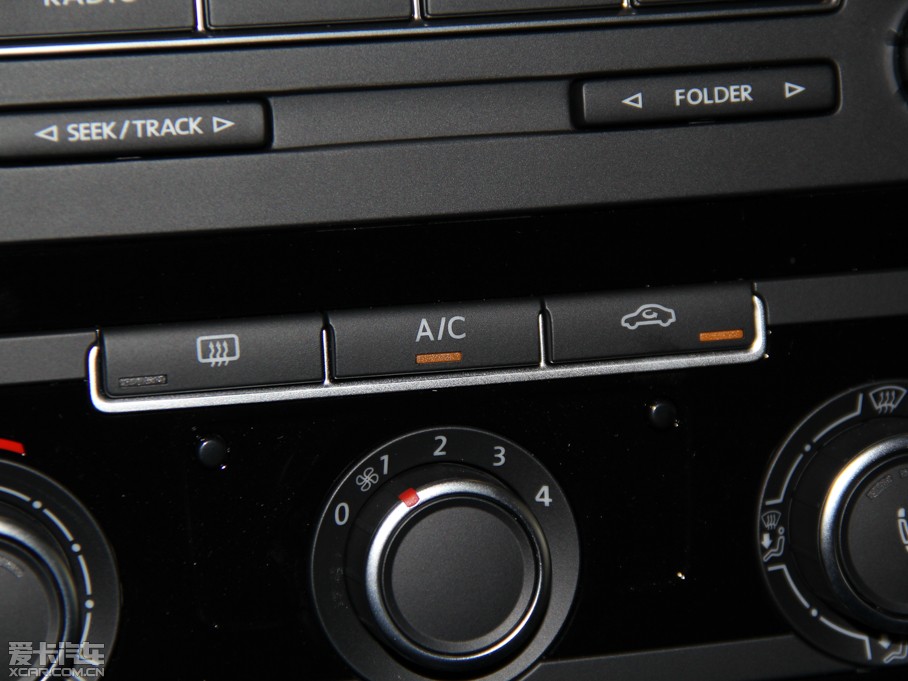 2013п 1.4TSI GTS ٰ