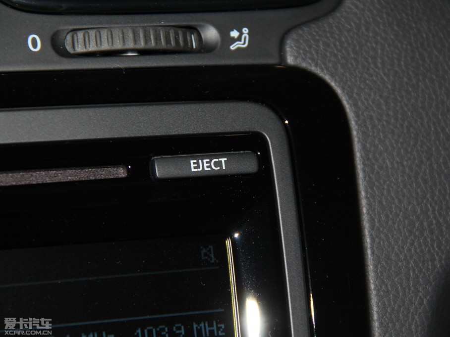 2013п 1.4TSI GTS ٰ