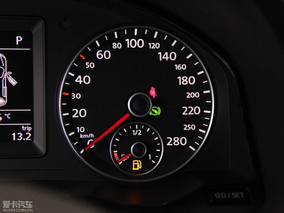 2013п 1.4TSI GTS ٰ