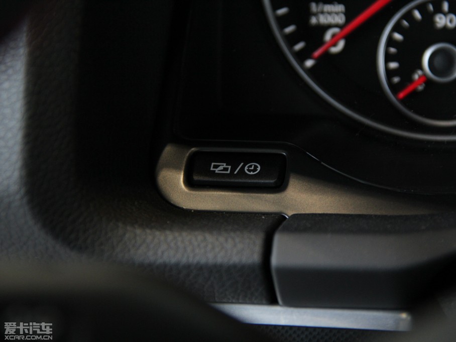 2013п 1.4TSI GTS ٰ