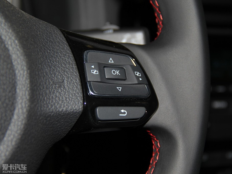 2013п 1.4TSI GTS ٰ