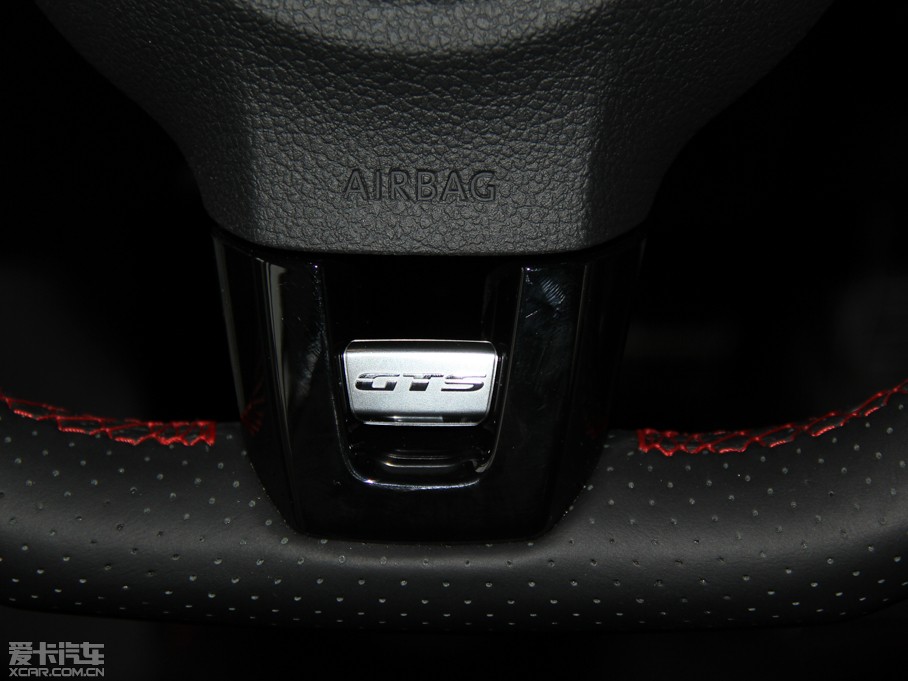 2013п 1.4TSI GTS ٰ