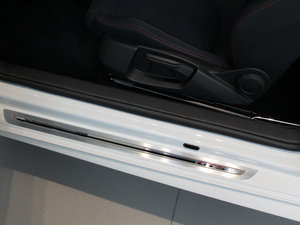 20131.4TSI GTS (jng)ٰ g