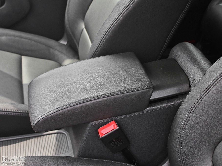 2013Tiguan 2.0T R-Line