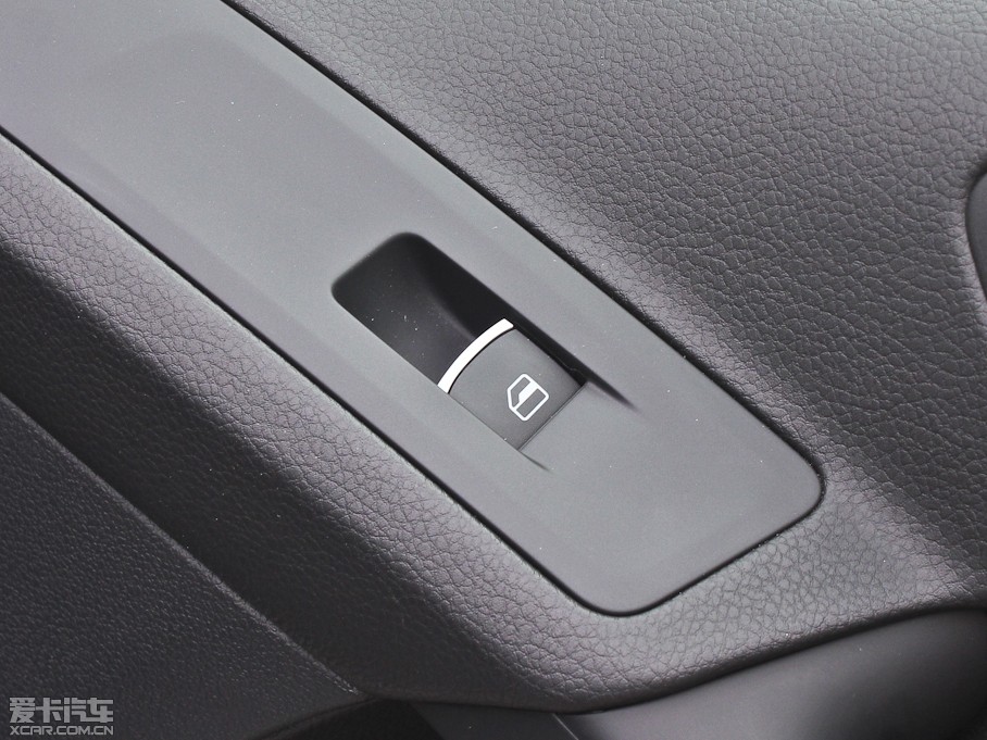 2013Tiguan 2.0T R-Line