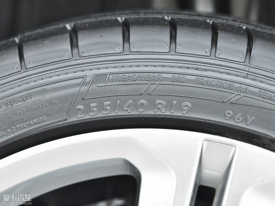 2013Tiguan 2.0T R-Line