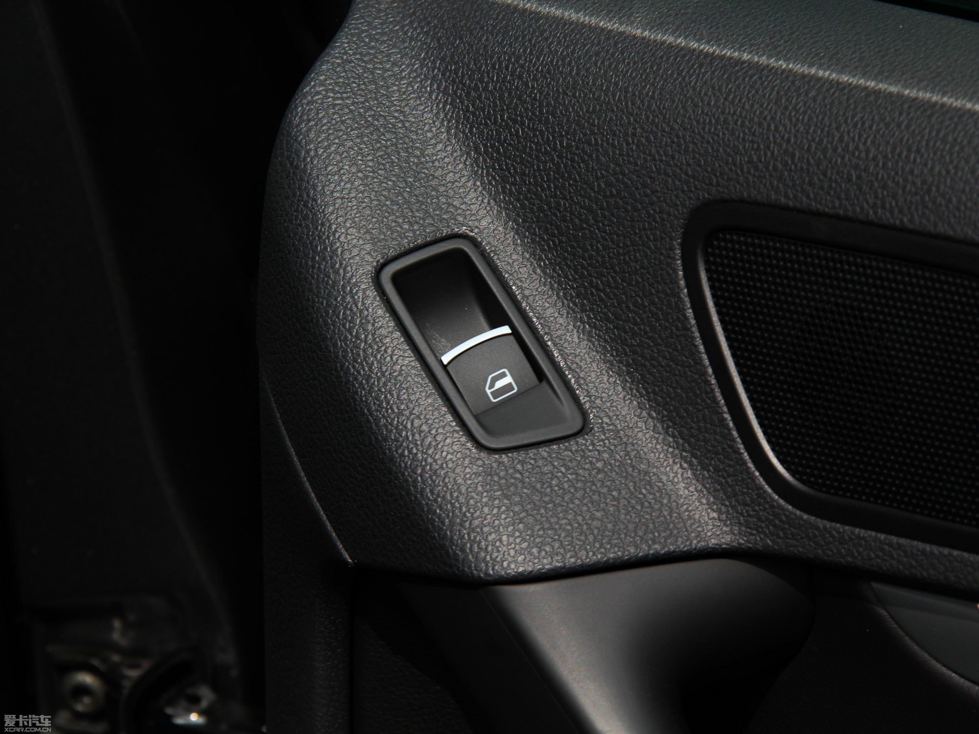 2013Tiguan 2.0T R-Line