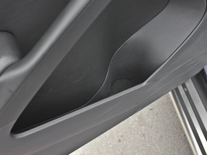 20132.0T R-Line ǰTg