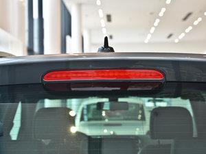 20132.0T R-Line (ji)^