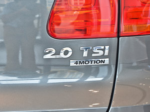 20132.0T R-Line (ji)^