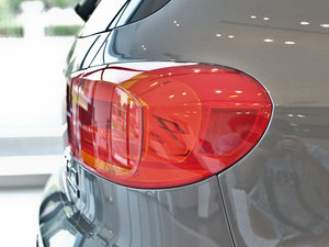 20132.0T R-Line (ji)^