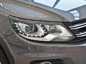 20132.0T R-Line (x)(ji)^