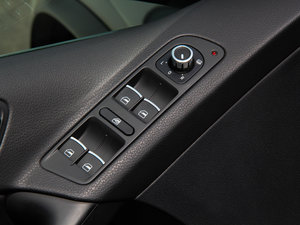 20132.0T R-Line п؅^