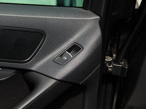 20132.0T R-Line п؅^