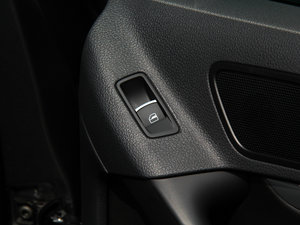 20132.0T R-Line п؅^