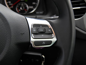 20132.0T R-Line п؅^(q)