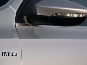 2013Hybrid (x)(ji)^(gun)