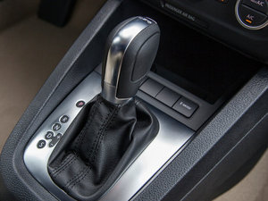 2013款Hybrid 中控区