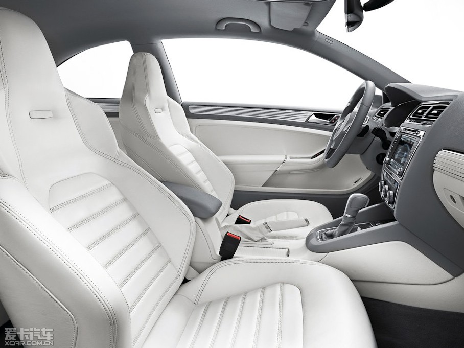 2010��New Compact ����܇