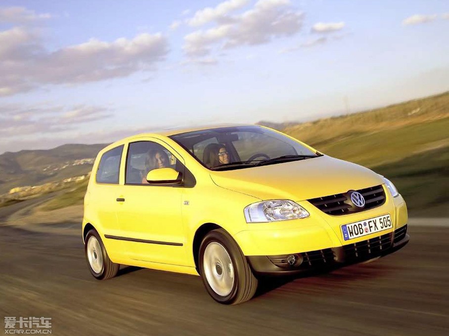 2004���Fox ������