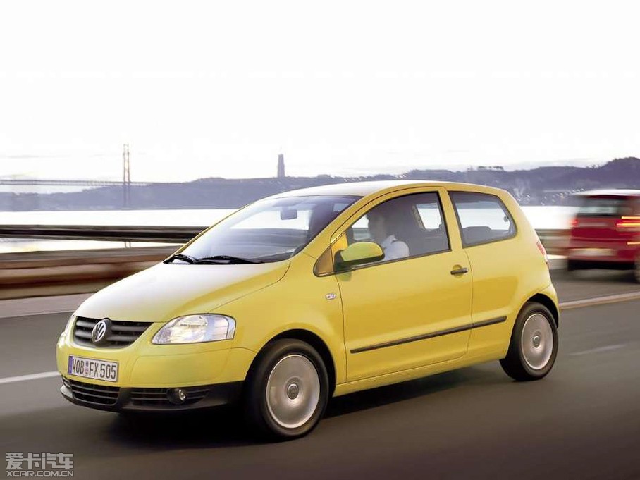 2004���Fox ������