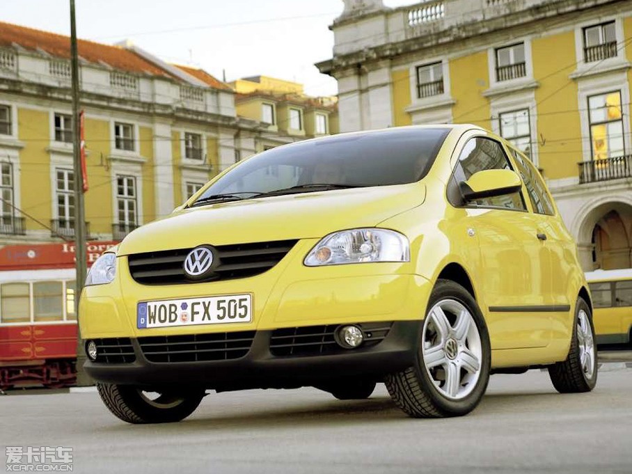 2004���Fox ������