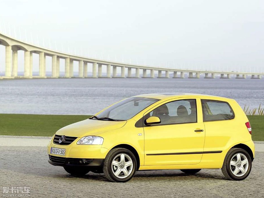 2004���Fox ������