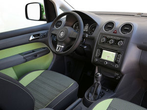 2013��Cross Caddy �п؅^