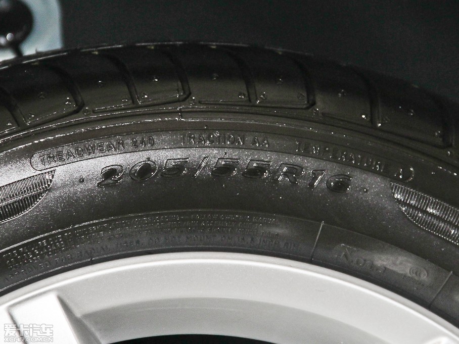 2014Golf܇ 1.4 TSI A