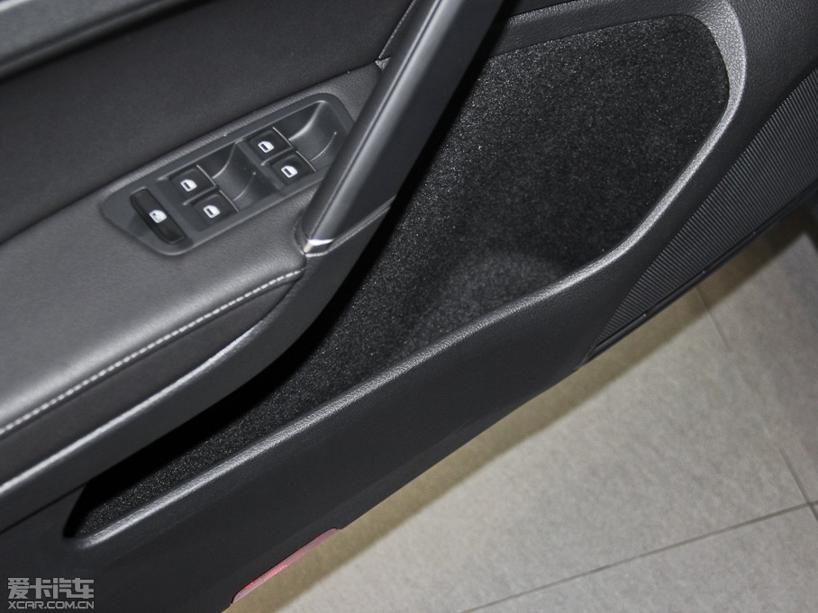 2014Golf܇ 1.4 TSI A