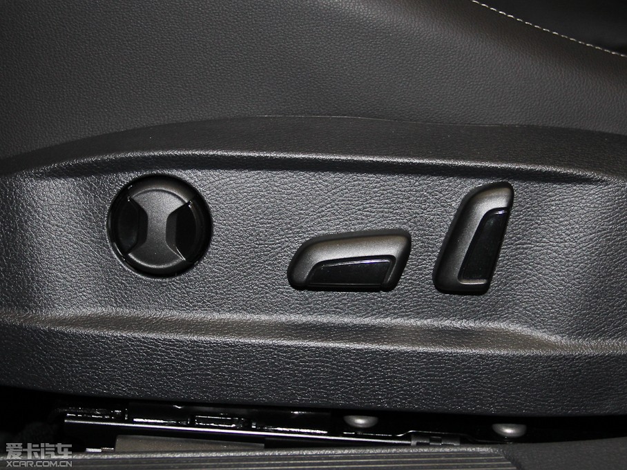 2014Golf܇ 1.4 TSI A