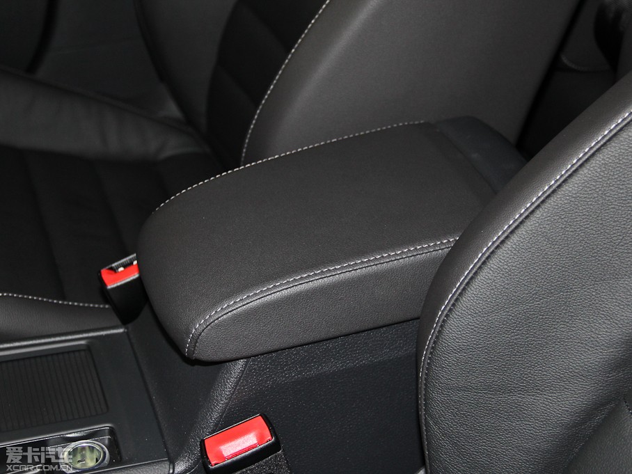 2014Golf܇ 1.4 TSI A