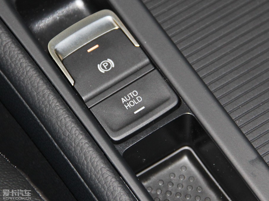 2014Golf܇ 1.4 TSI A