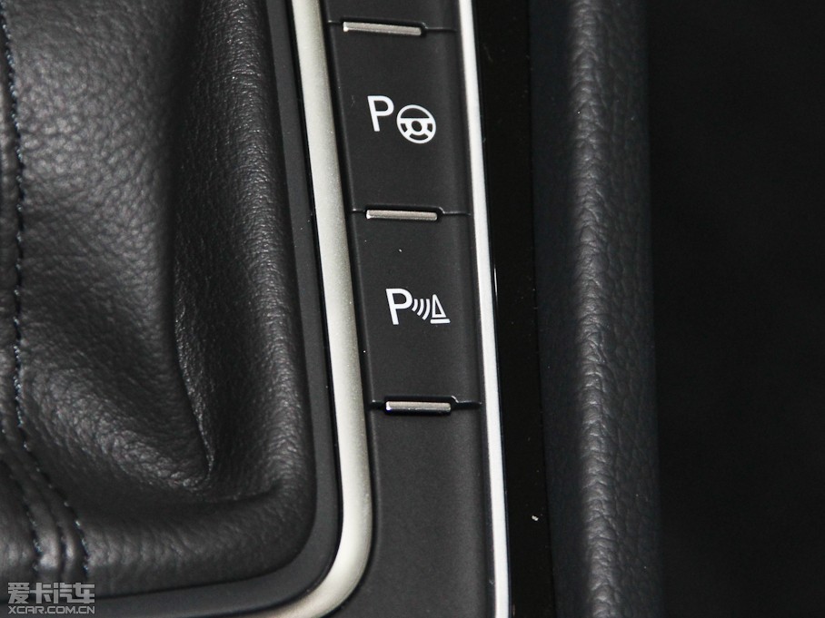 2014Golf܇ 1.4 TSI A