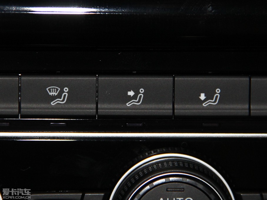 2014Golf܇ 1.4 TSI A